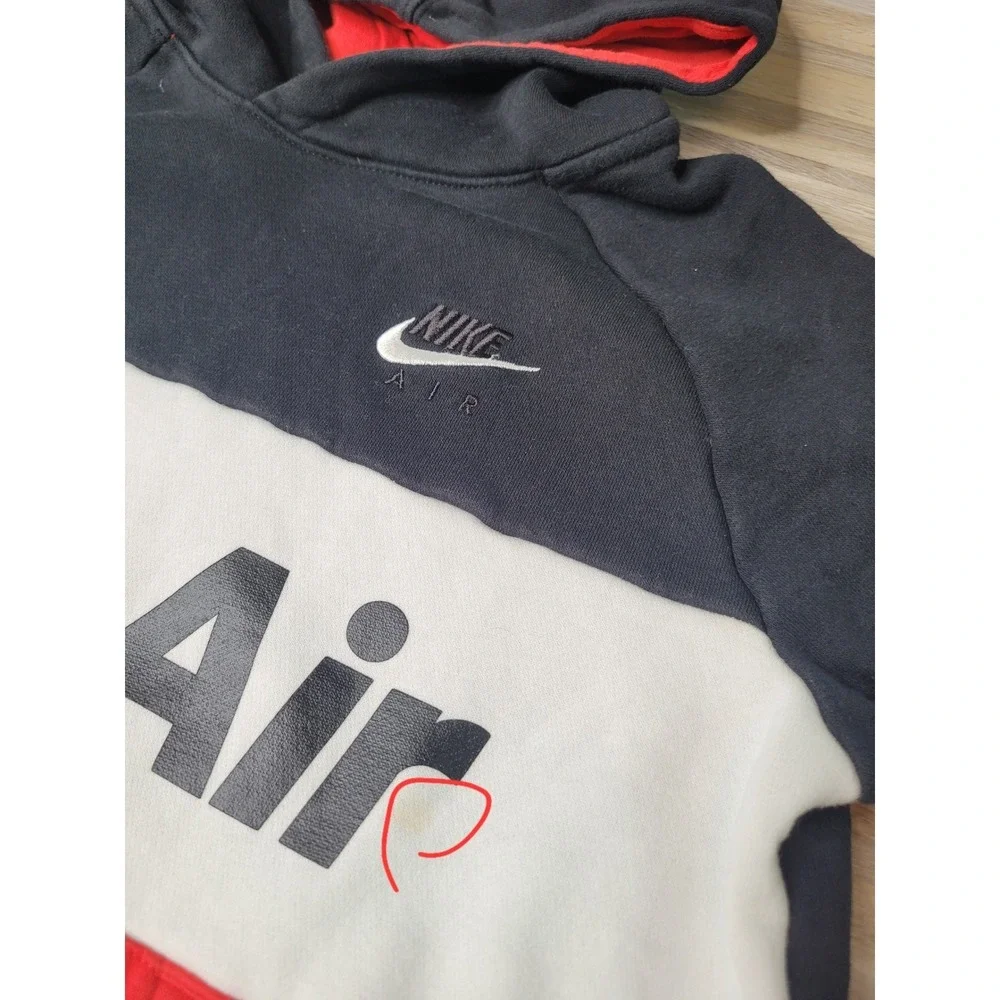 Nike nice preowned